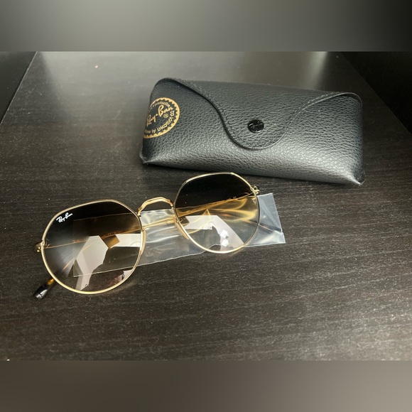 Ray-Ban Accessories - NWT Rayban RB3565 Jack Round Sunglasses